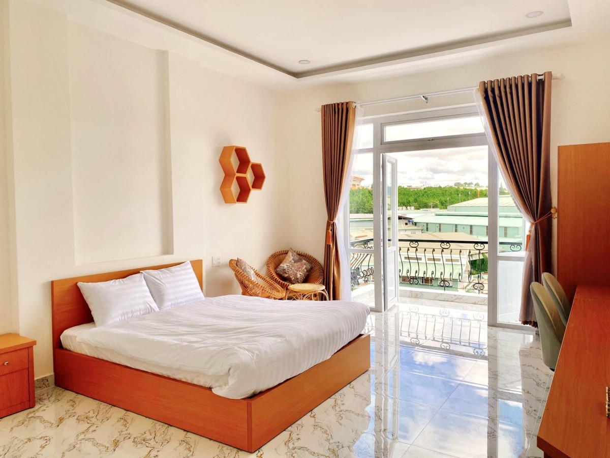 Sở hũu khách sạn mới xây ngay trung tâm Đà Lạt sang trọng giá rẻ nhất khu vực