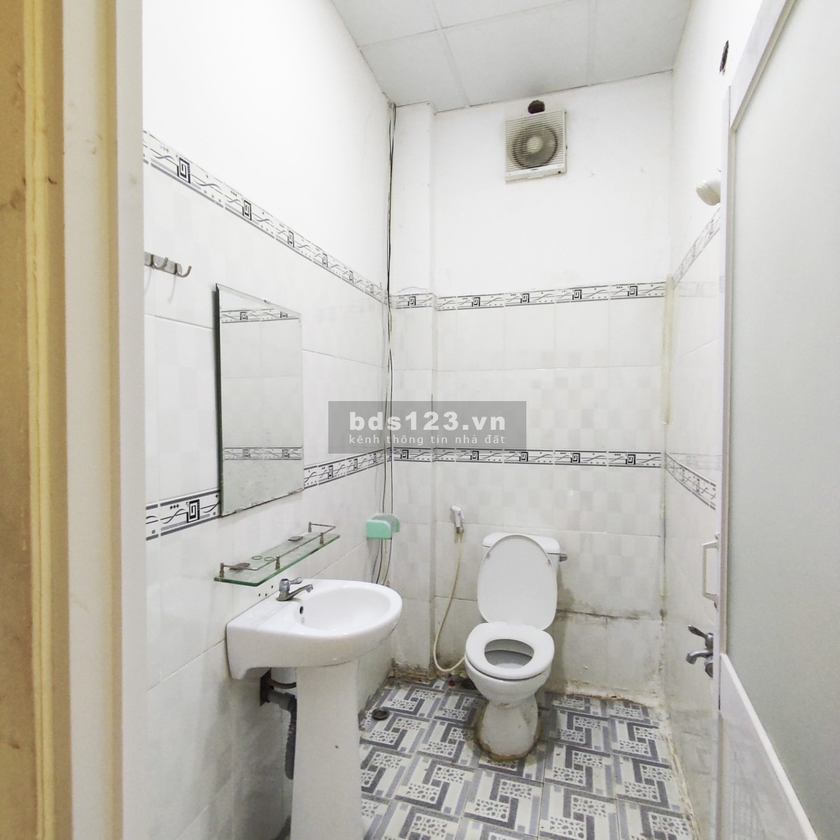 Bán nhà vị trí kinh doanh mặt tiền đường số 37 phường Tân Quy, Quận 7 giá 11 tỷ
