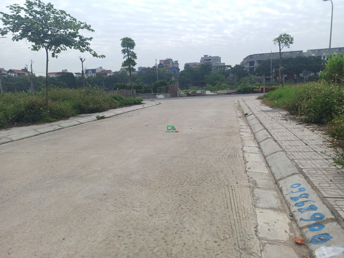 Bán đất Đông Anh HN diện tích 52.7m2 tại Uy Nỗ. Vị trí lô góc nằm ngay ĐG Hậu Oai