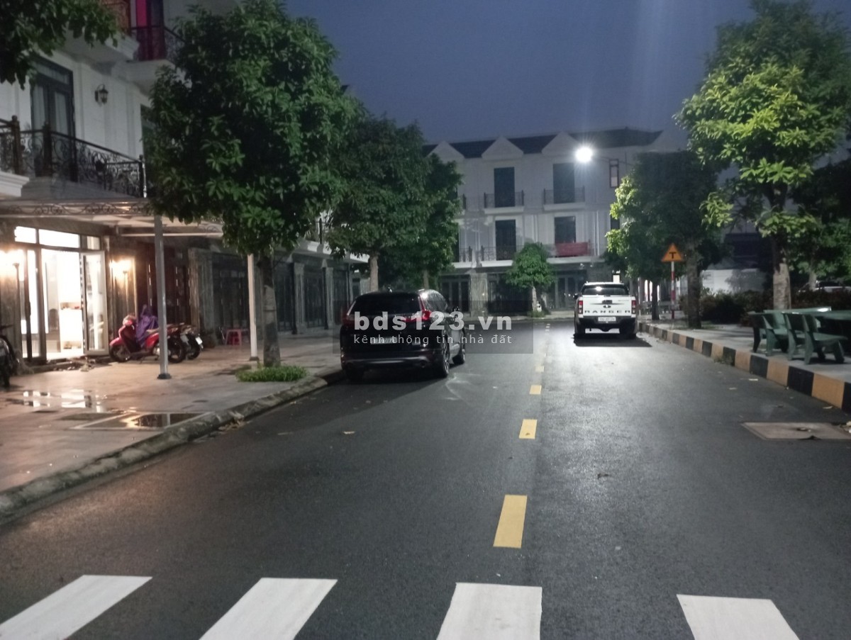 Nhà phố Đông Hưng, Dĩ An, Bình Dương pháp lý minh bạch, sổ hồng riêng từng căn
