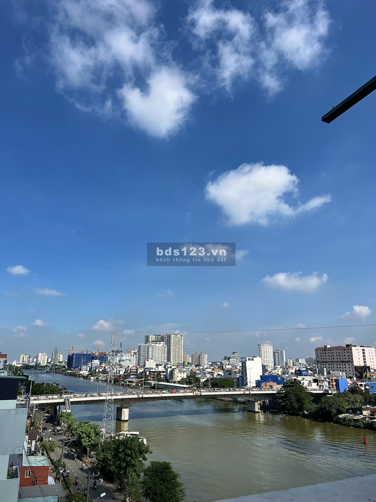 Cho thuê văn phòng view sông thoáng mát đường Trần Xuân Soạn, Quận 7, giá 40 triệu/tháng
