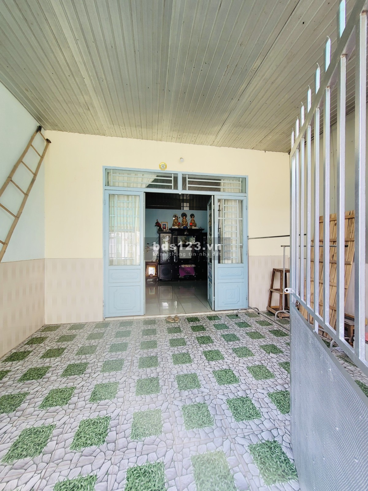 Bán Căn Nhà Gác Lửng Gần Cây Xăng 75 DTSD 85m² Giá 1,36 Tỷ Đồng TL