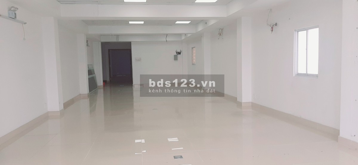 Cho thuê văn phòng view sông thoáng mát đường Trần Xuân Soạn, Quận 7, giá 40 triệu/tháng