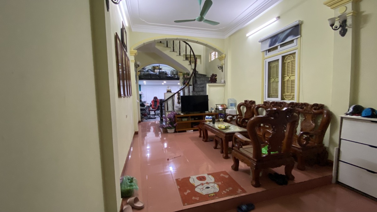 Nhà nguyên căn Yên Hoà, Cầu Giấy thoáng 3 mặt DT 63m² giá bán 5,7 tỷ đồng