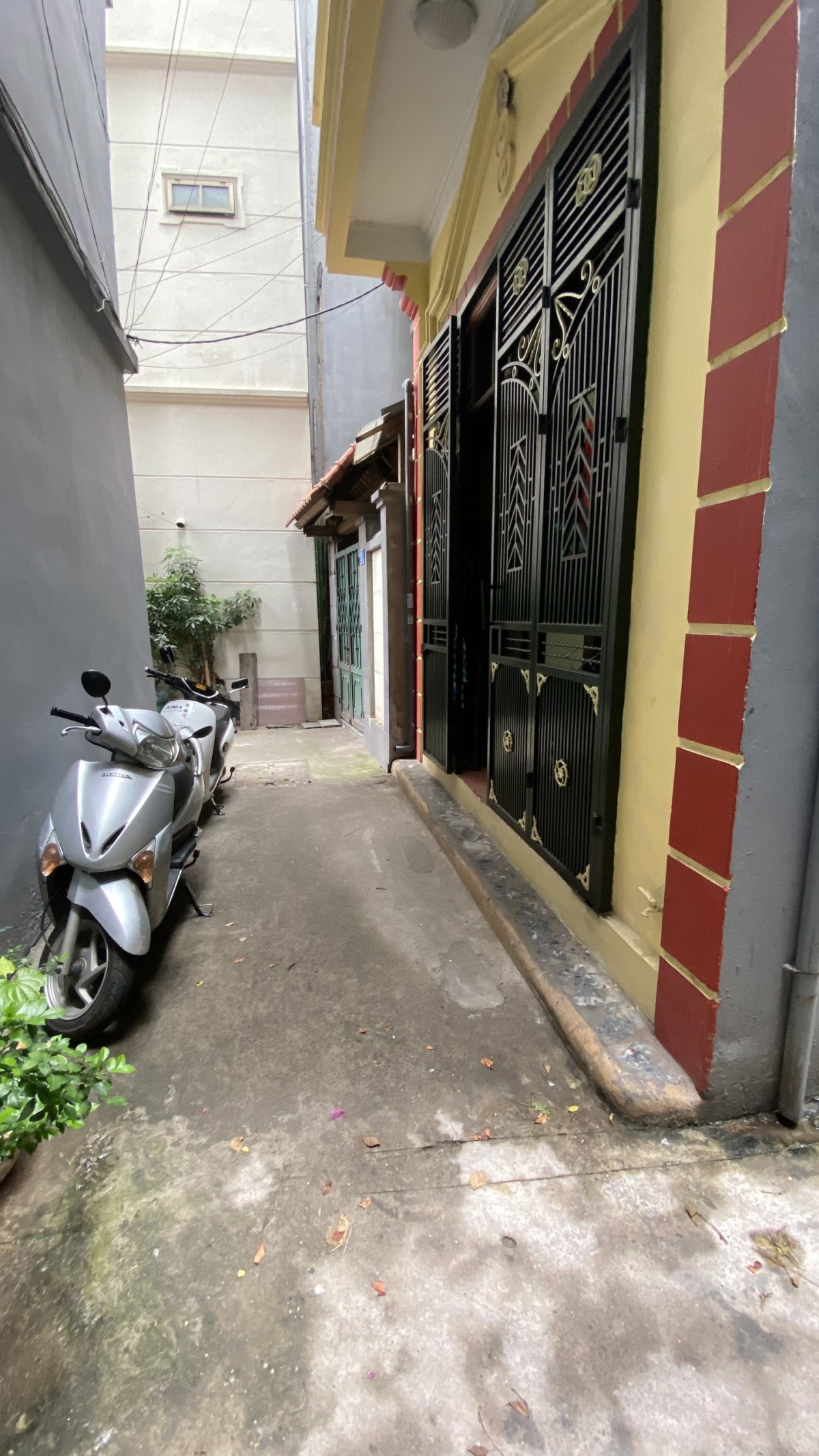 Nhà nguyên căn Yên Hoà, Cầu Giấy thoáng 3 mặt DT 63m² giá bán 5,7 tỷ đồng