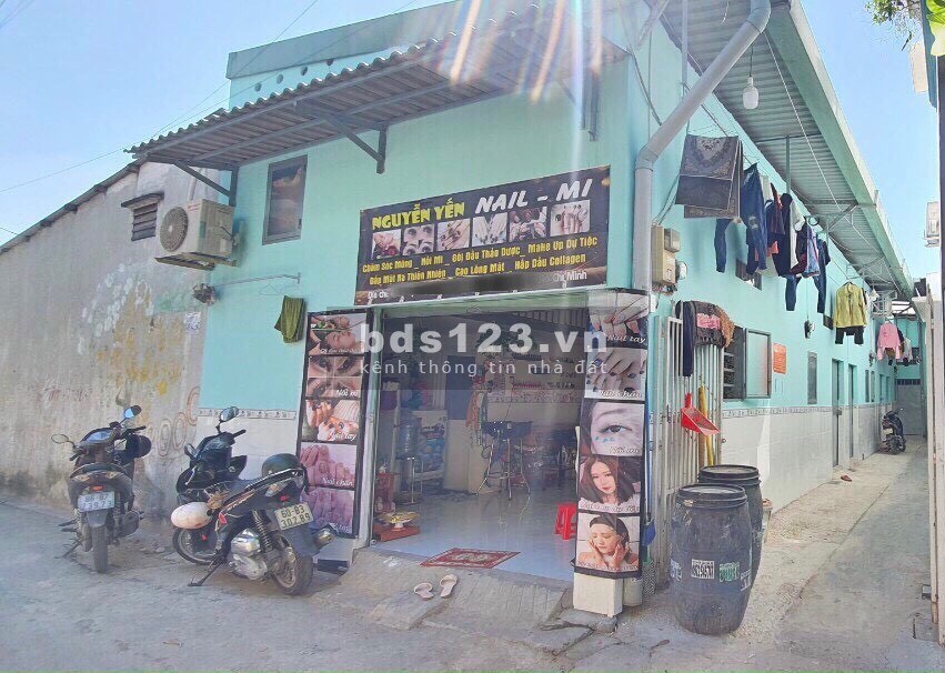 Cần bán gấp dãy trọ và 1 kiot dtsd 134m2 đang cho thuê 9tr/tháng. Giá 1 tỷ 580 ở Trung Chánh HM