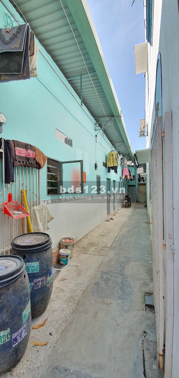 Cần bán gấp dãy trọ và 1 kiot dtsd 134m2 đang cho thuê 9tr/tháng. Giá 1 tỷ 580 ở Trung Chánh HM