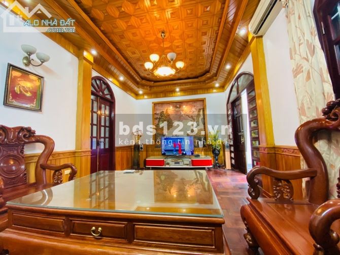 Siêu phẩm nhà Bằng A Hoàng Mai diện tích 92m² x 4 tầng, mặt tiền 6,5m, giá chỉ 8,5 tỷ đồng