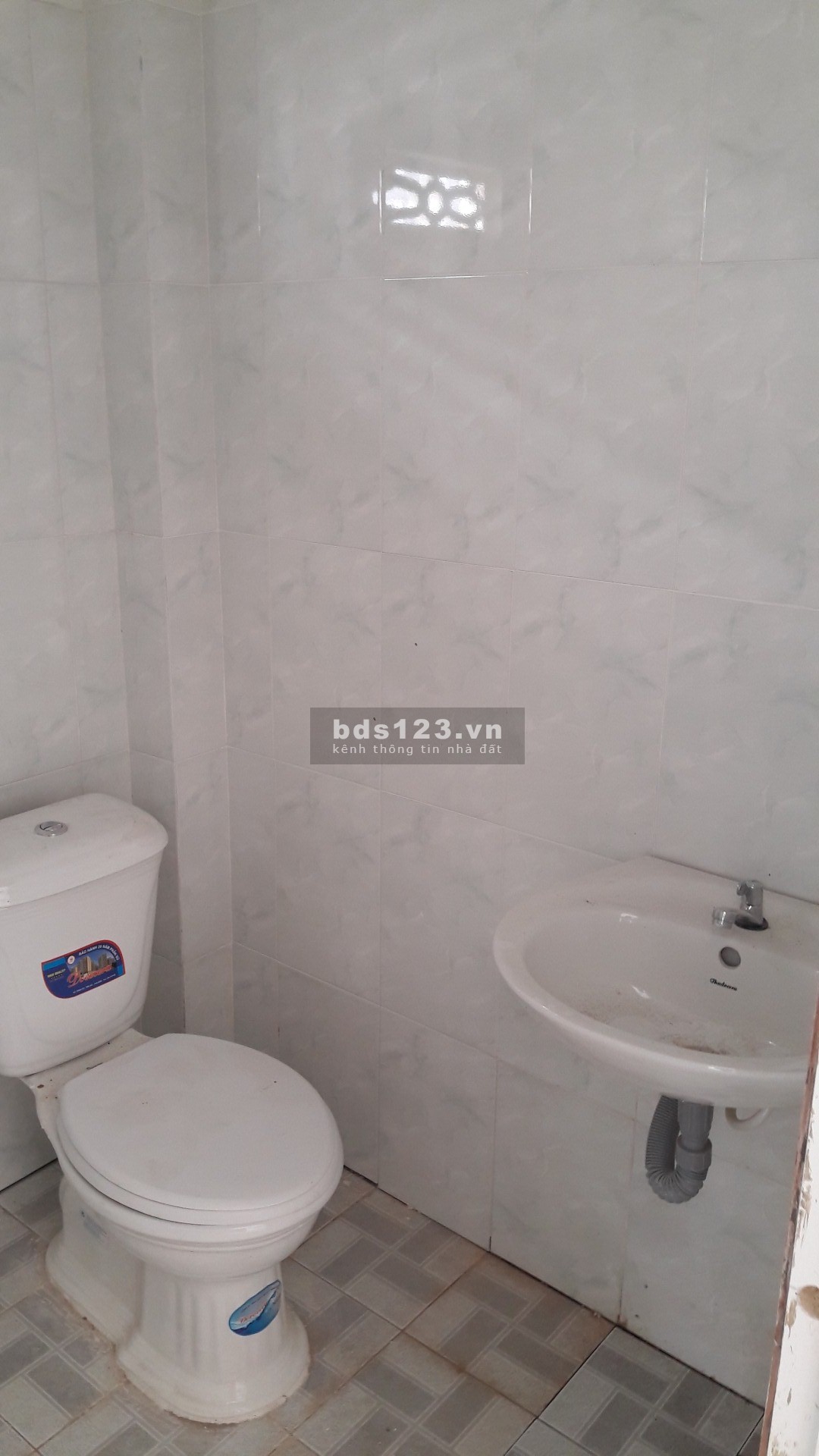Cho thuê chung cư mini trung tâm SG, khu an ninh, có sân vườn thoáng mát, ban công riêng.