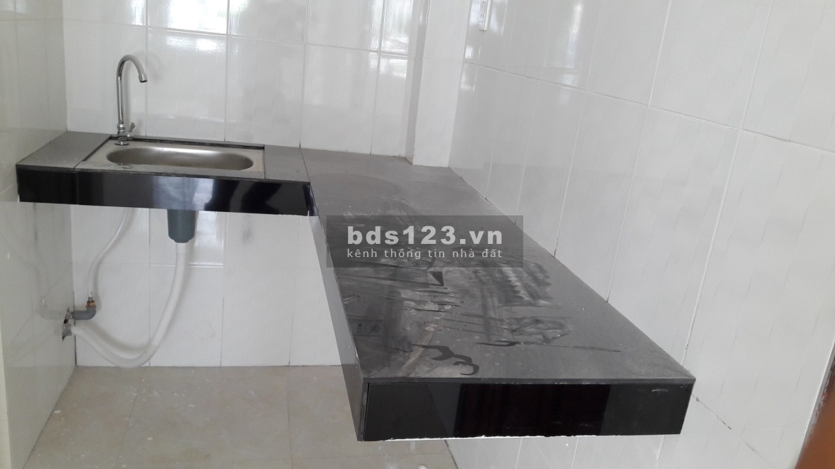 Cho thuê chung cư mini trung tâm SG, khu an ninh, có sân vườn thoáng mát, ban công riêng.