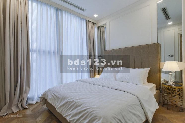 Bán nhà MT Hai Bà Trưng Phường Tân Định Q1. DTCN 120m. tặng giấy phép xd.