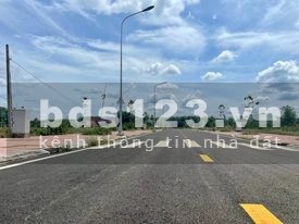 Đất nền chính chủ 1000m2 chỉ 950tr, sổ hồng sẵn, công chứng ngay trong ngày