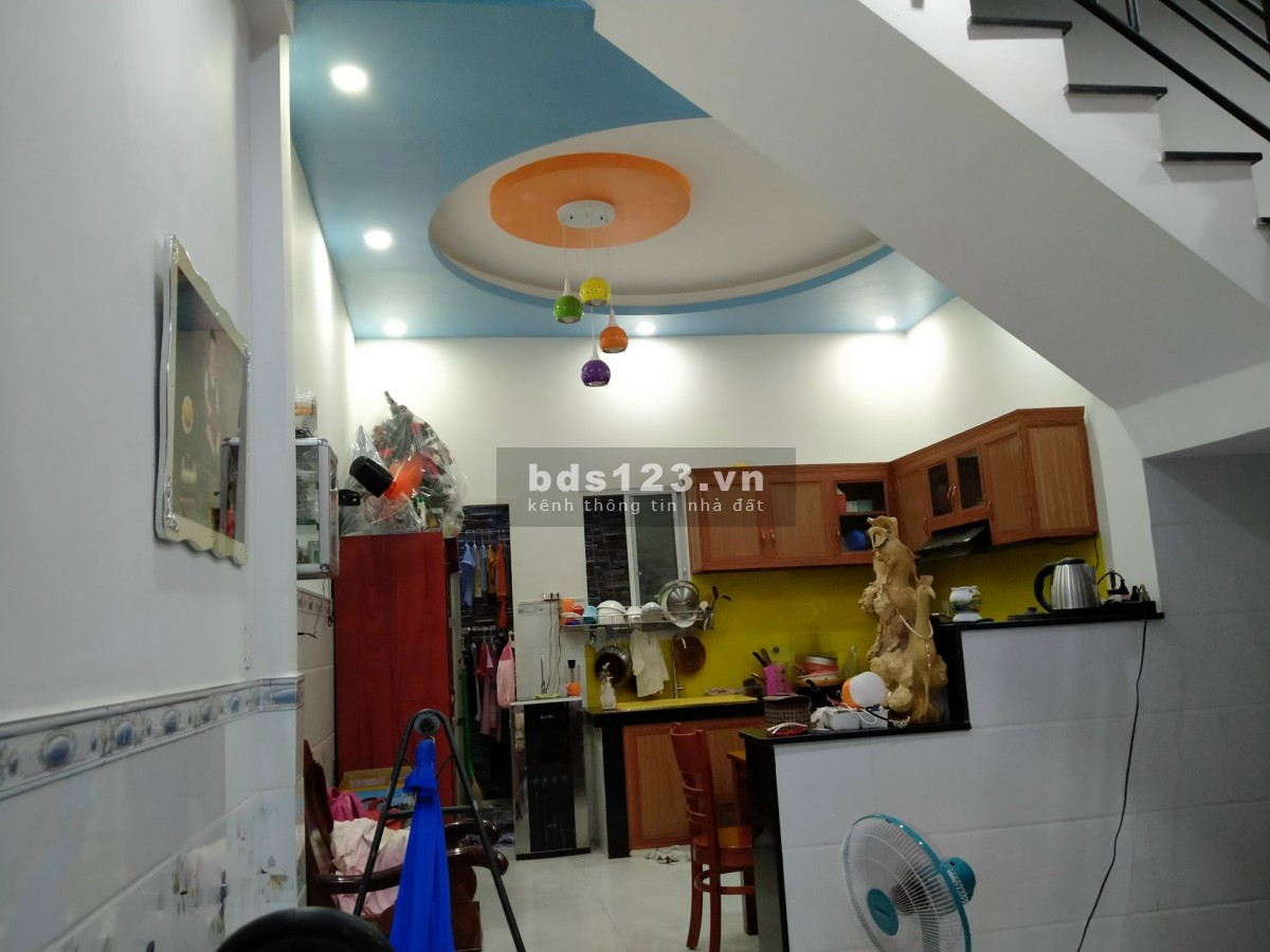 Bán nhà đường Lê Văn Phan Tân Phú, HXH 48m2, 5.2 tỷ, 0901484162