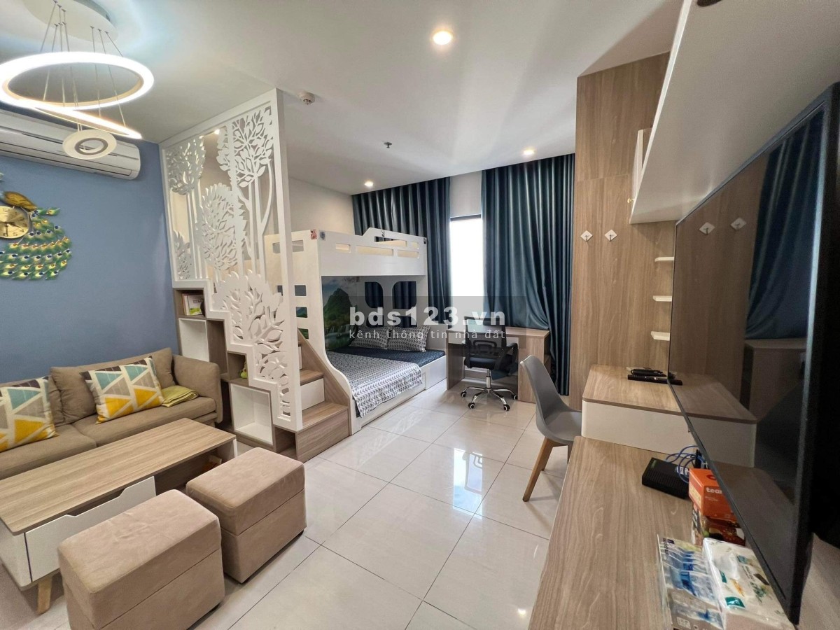 Làm ăn thua lỗ cần bán căn hộ 2 phòng ngủ dt 55m2, Vinhomes Tây Mỗ, giá bán 2.9 tỷ