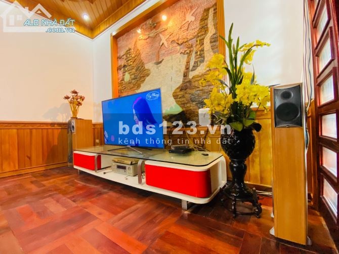 Siêu phẩm nhà Bằng A Hoàng Mai diện tích 92m² x 4 tầng, mặt tiền 6,5m, giá chỉ 8,5 tỷ đồng