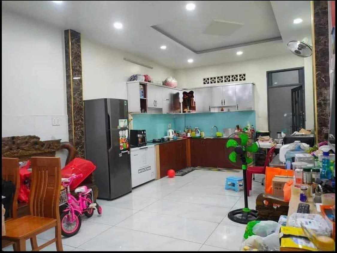 Bán nhà hẻm chính chủ đường Kinh Dương Vương Quận Bình Tân dt 82m2, bê tông cốt thép, giá 7.25 tỷ