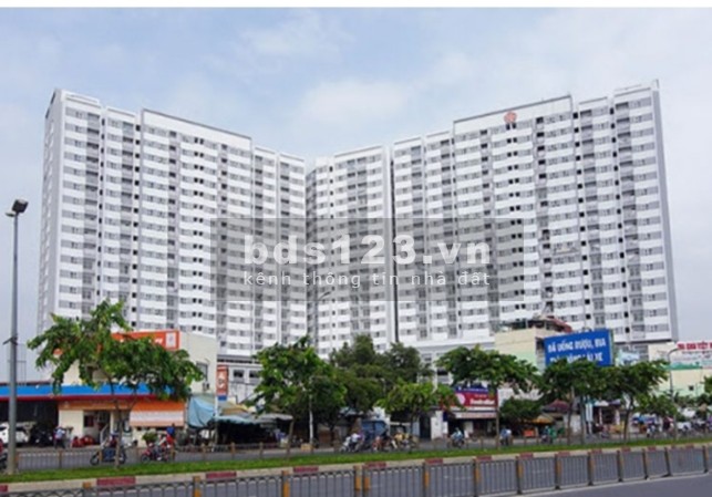 Gấp! Cần bán căn hộ 2 phòng ngủ, block A, tặng full nội thất, giá rẻ thương lượng chính chủ