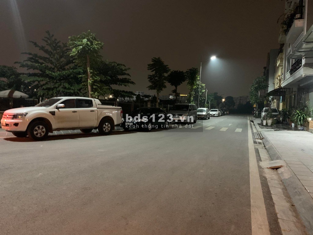Bán đất tặng nhà cấp 4 gần biển kinh doanh đỉnh tập trung nhiều Homestay lh 0388866131