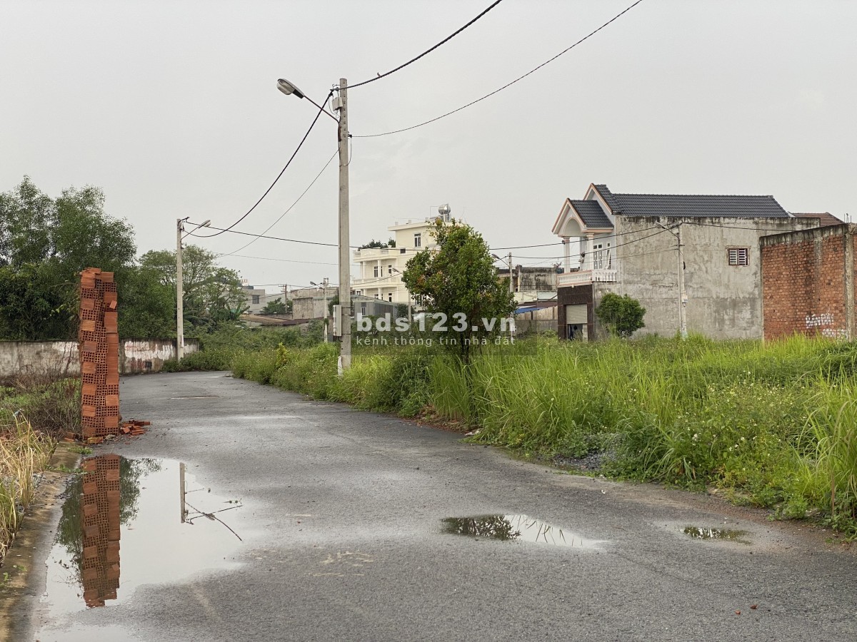 Bán đất Hoà An thành phố Biên Hoà lô góc 2 mặt tiền giá 30 triệu/m2, hạ tầng hoàn thiện