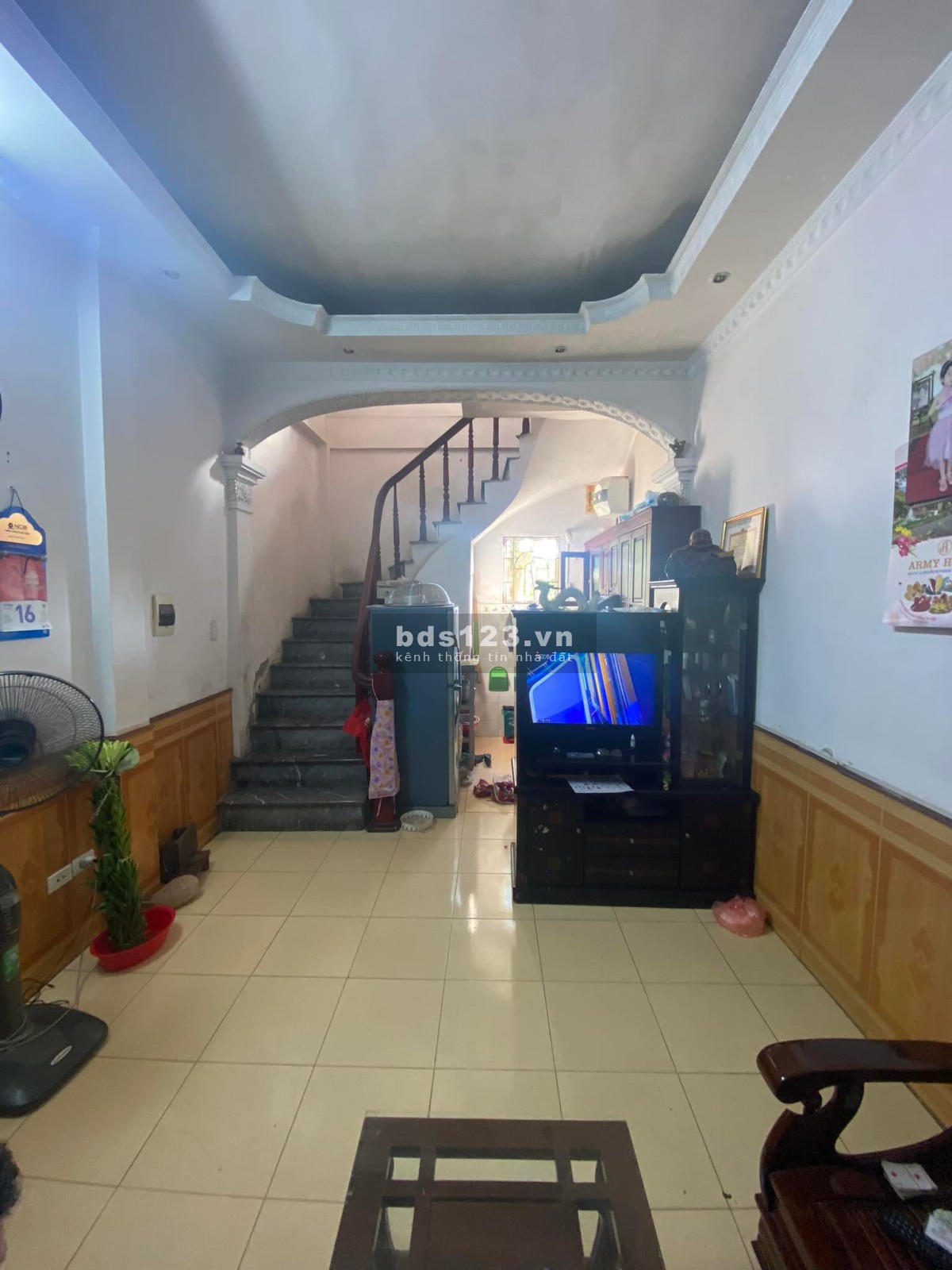 Cần bán nhà gấp đường Bằng Liệt dt 39m2 4 tầng giá 2.6 tỷ lh 0984857937