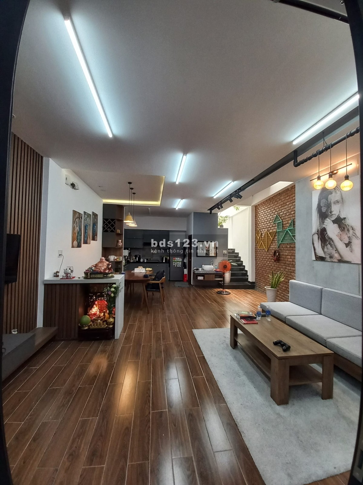Chính chủ cần bán căn nhà khu vực Hải Châu, diện tích 80m², mặt tiền 7m, 3 TỶ XX