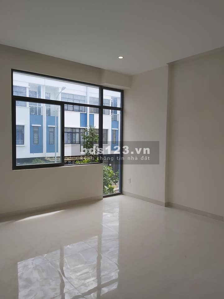 Cho thuê nhà nguyên căn tại Thành phố Quảng Ngãi, giá 13 triệu/tháng
