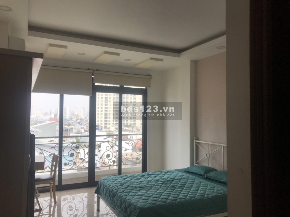 Cho thuê nhà mặt tiền Nguyễn Tri Phương Quận 5 1 hầm 7 lầu thang máy 220 triệu/tháng