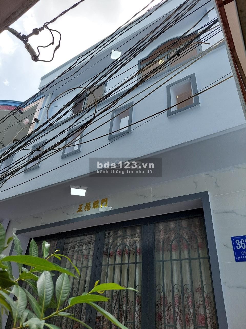 Bán nhà Chiến Quận Bình Tân nhà mới đẹp ở ngay diện tích 37m2, giá 3.4 tỷ