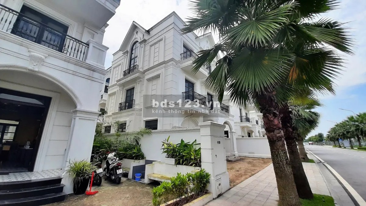 Đơn lập HẢI ÂU 01 View Hồ Ngọc Trai 24.5ha Vin Gia Lâm, giá 9x tỷ lh 0985941715