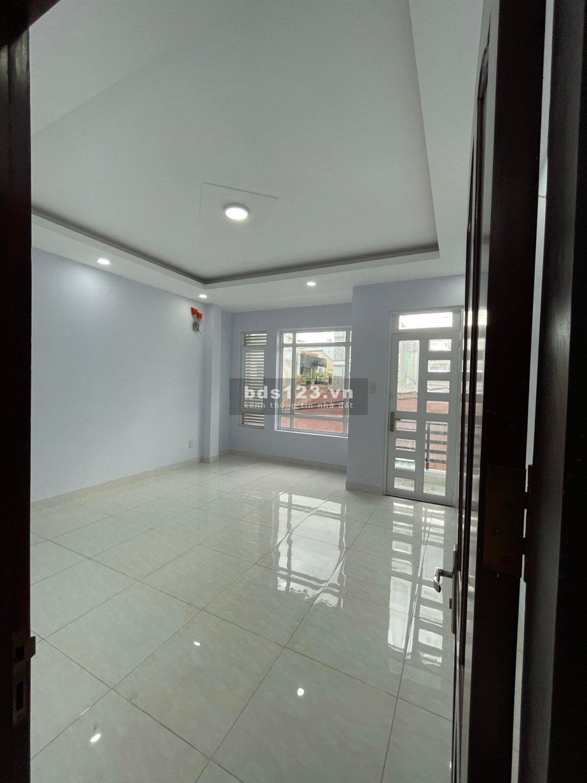 Chính chủ cần tiền bán gấp nhà khu ẩm thực Quận 4, giá đầu tư, kiến trúc đẹp