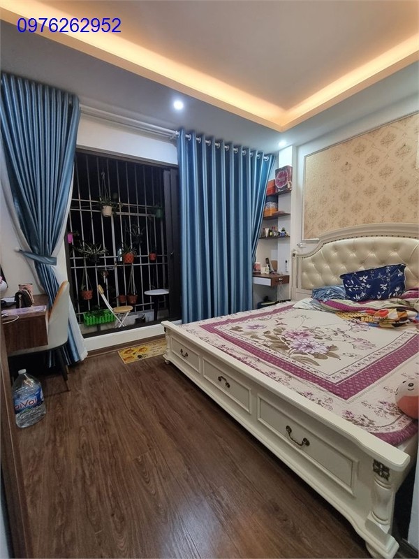 Bán nhà Bồ Đề, Long Biên, 40M gara ngõ thông, Hồng Tiến, nở hậu, giá bán 4.6 tỷ