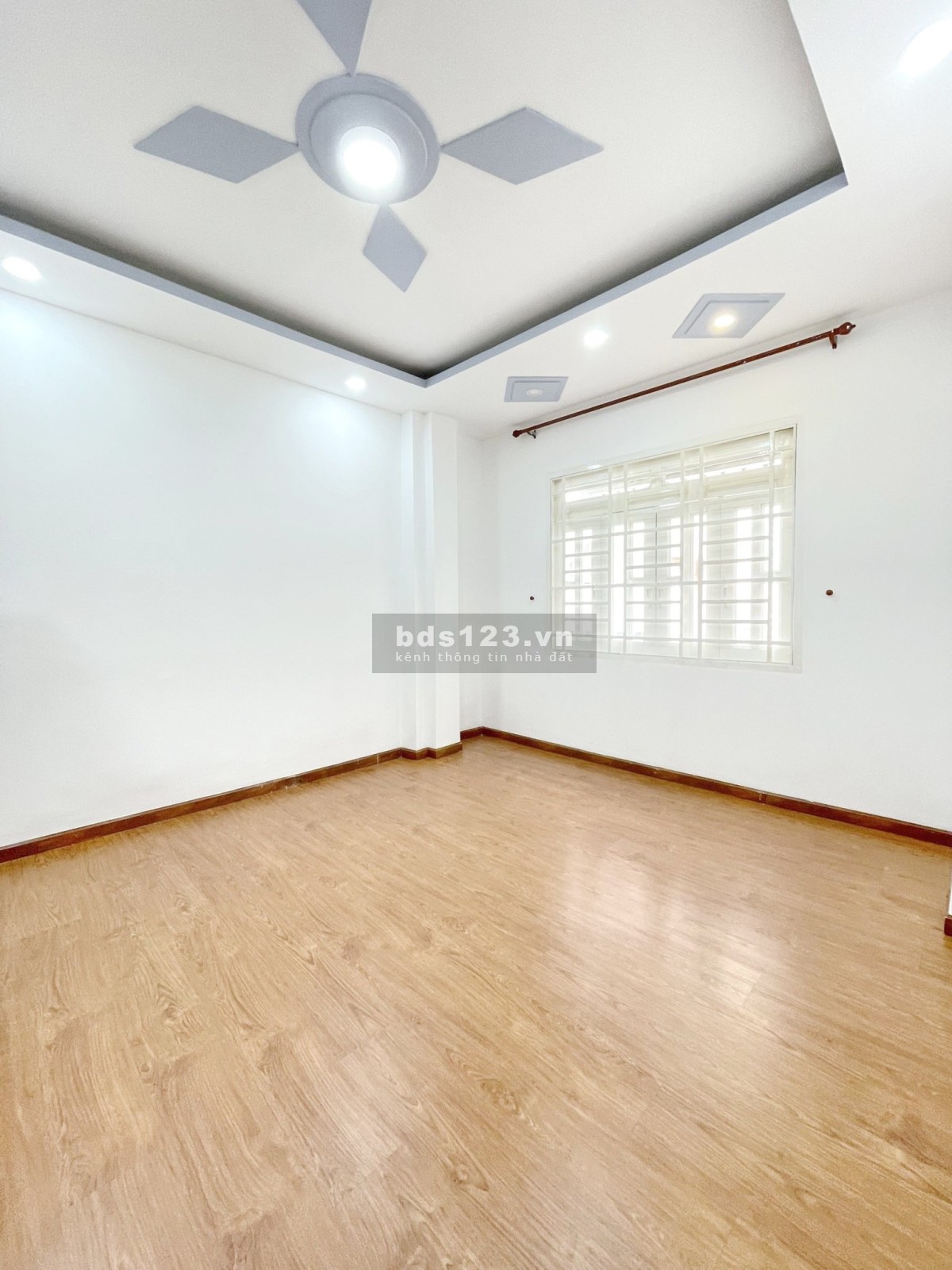 Cần bán căn nhà hèm 791/23/16 Trần Xuân Soạn, Quận 7, giá 5.3 tỷ, thương lượng