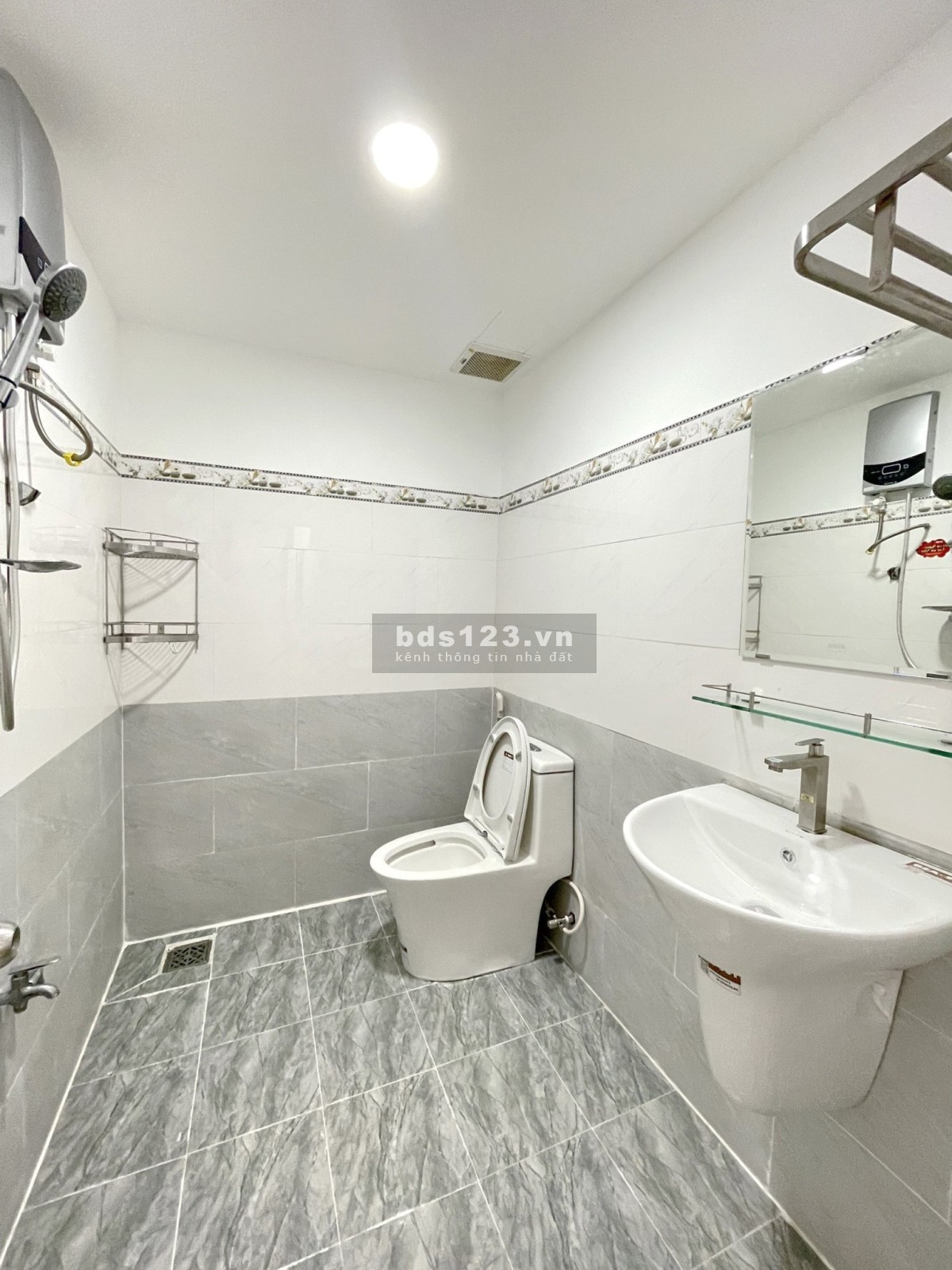 Cần bán căn nhà hèm 791/23/16 Trần Xuân Soạn, Quận 7, giá 5.3 tỷ, thương lượng