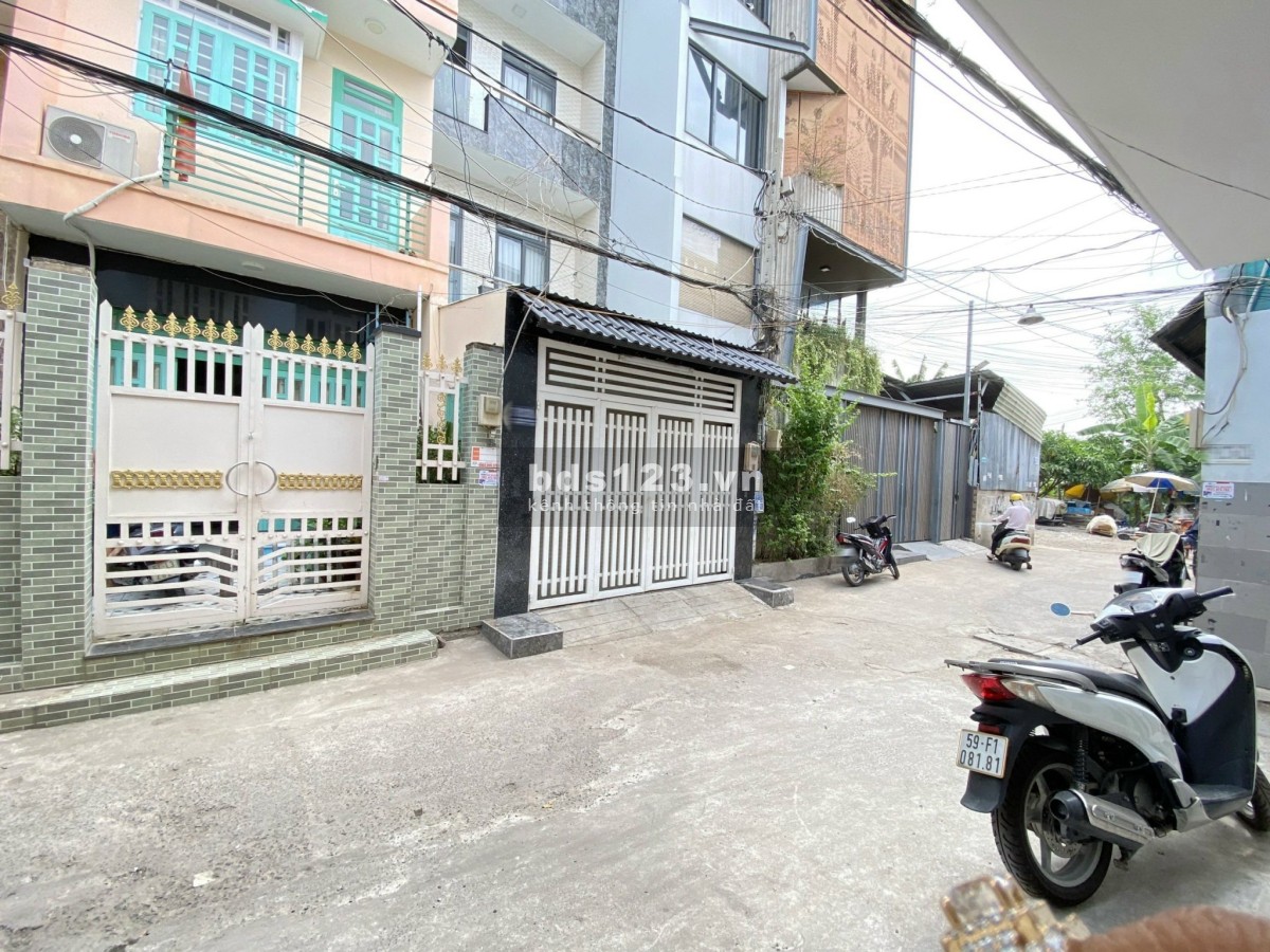 Cần bán căn nhà hèm 791/23/16 Trần Xuân Soạn, Quận 7, giá 5.3 tỷ, thương lượng