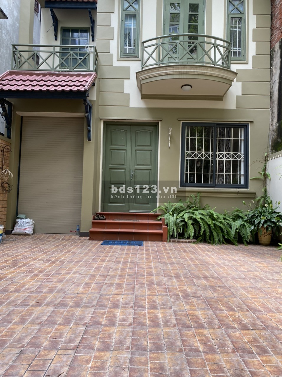 Nhà Vượng khí xây kiểu biệt thự khu An Dương ra Hồ Tây mất 3 phút lh 0963899977
