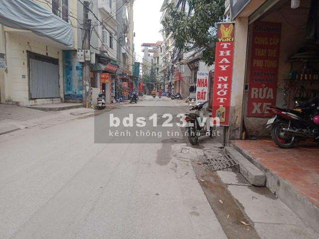 Bán nhà riêng cao 3 tầng, kèm đất tại Do Thượng - Tiền Phong - Mê Linh DT 52m², nhỉnh giá 2 tỷ đồng
