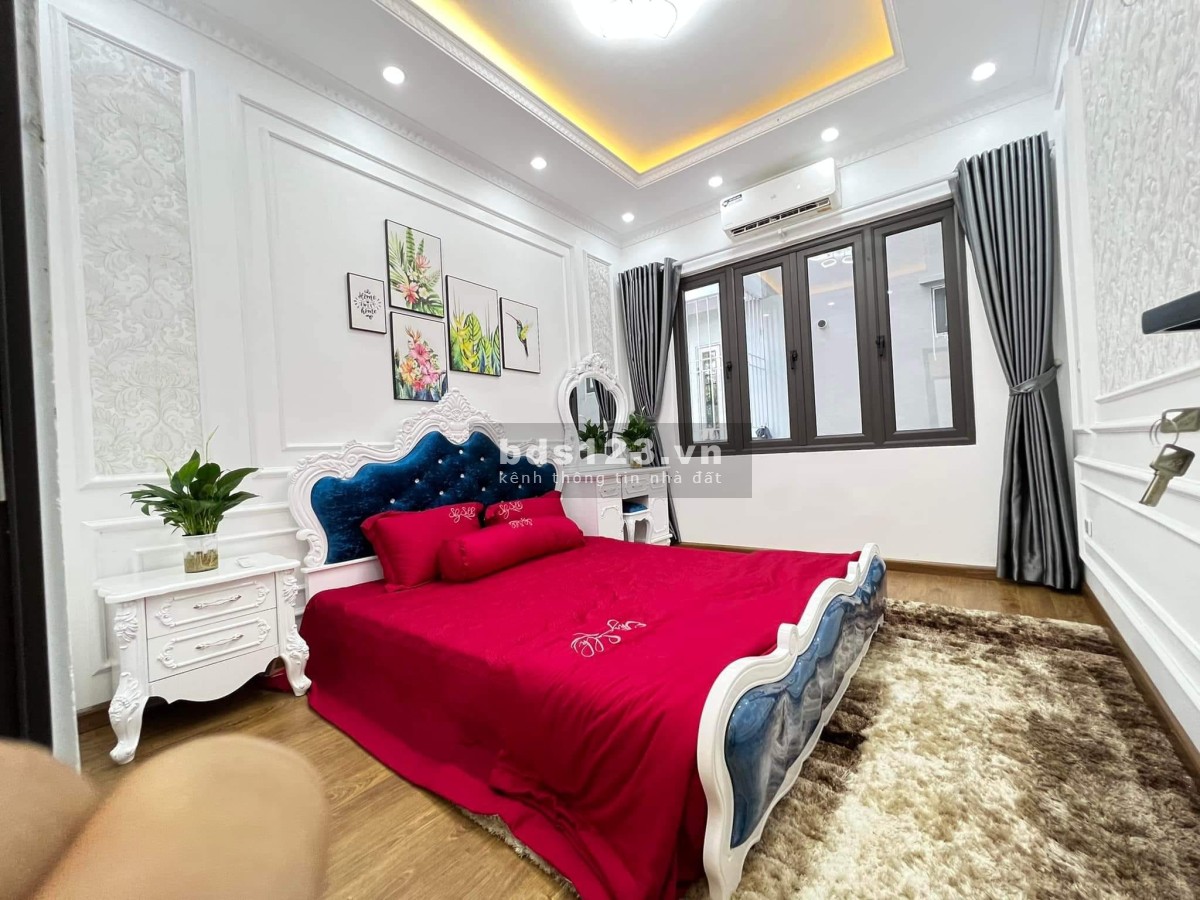 Bán nhà 70,3m² sổ đỏ, tự xây 5 tầng tại Thanh Liệt, ô tô bãi gửi cách 50m, full NT, cạnh công viên