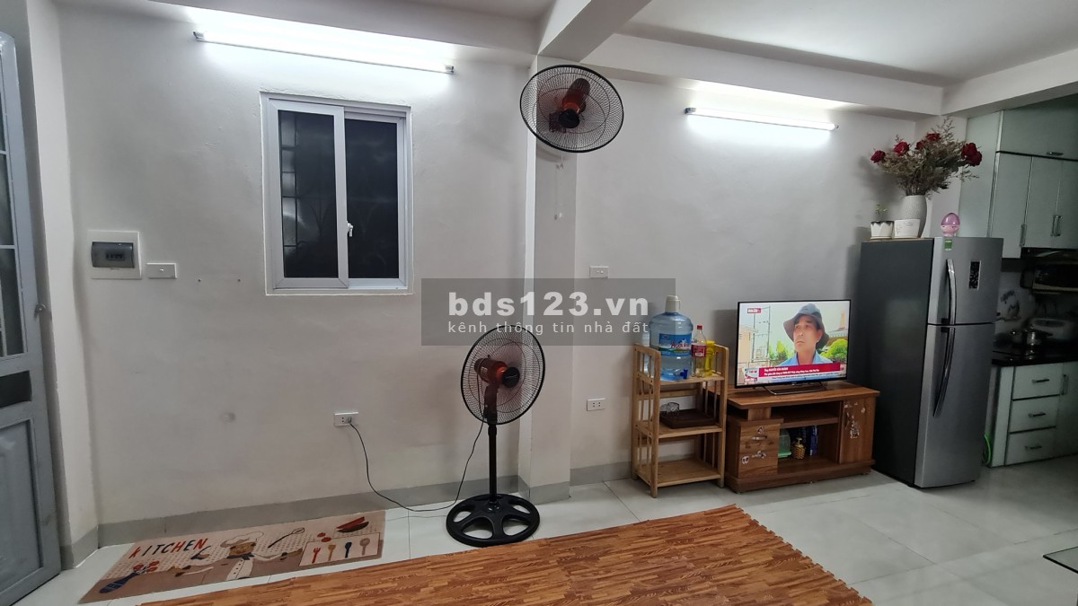 Bán Gấp Nhà Đường Định Công Thượng DT 35m² x 3 tầng giá chỉ 2,45 tỷ đồng