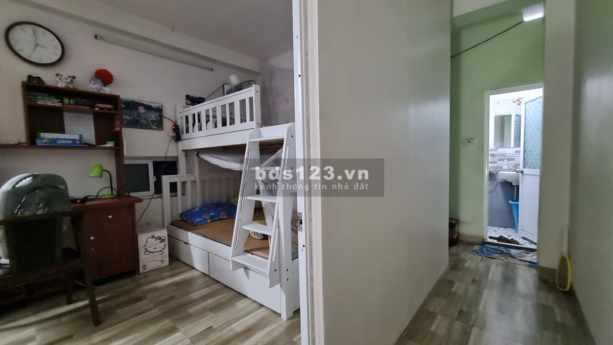 Bán Gấp Nhà Đường Định Công Thượng DT 35m² x 3 tầng giá chỉ 2,45 tỷ đồng