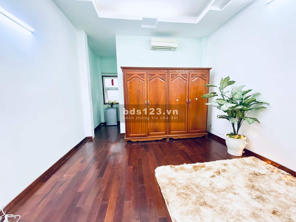 Sang nhượng phòng cho Thuê Lầu 1 khu an ninh, giá tốt, lh 0981868094