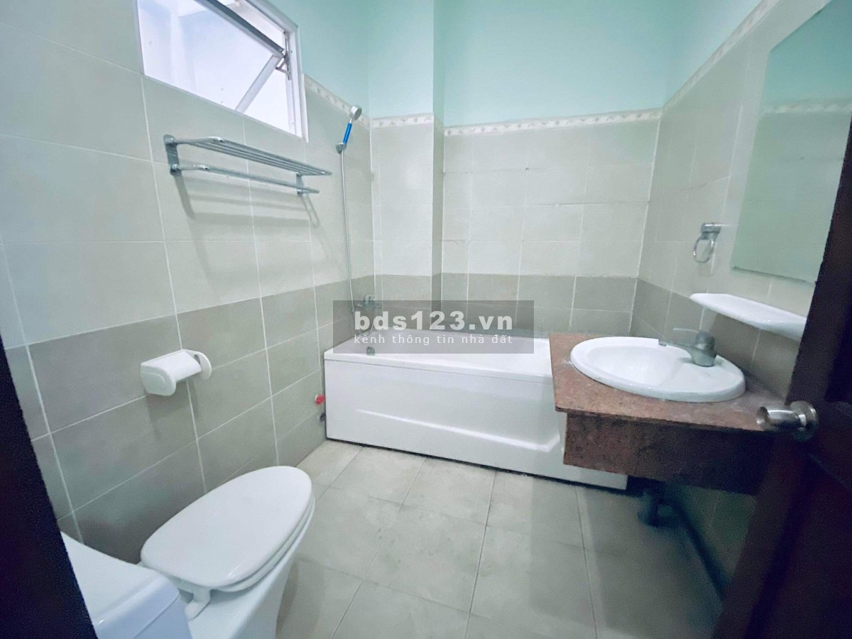 Sang nhượng phòng cho Thuê Lầu 1 khu an ninh, giá tốt, lh 0981868094