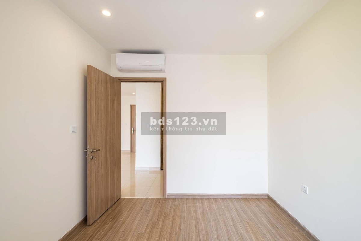 Cần bán căn hộ 2PN Khu Rainbow S5 Tây Tứ Trạch Giá tốt nhất khu S5. LH 0908 55 1404 (zalo/imess)