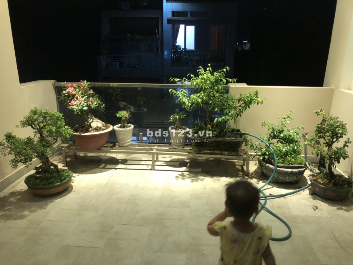 Nhà hiếm Phú Hữu Q.9 DTSD 74m² x 2 tầng LH 0902799422