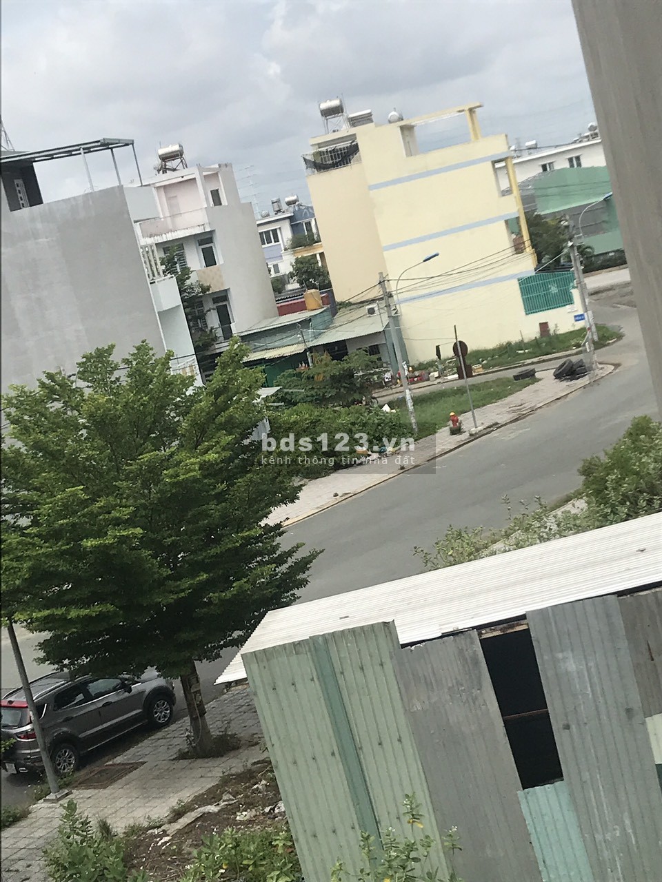 Nhà hiếm Phú Hữu Q.9 DTSD 74m² x 2 tầng LH 0902799422