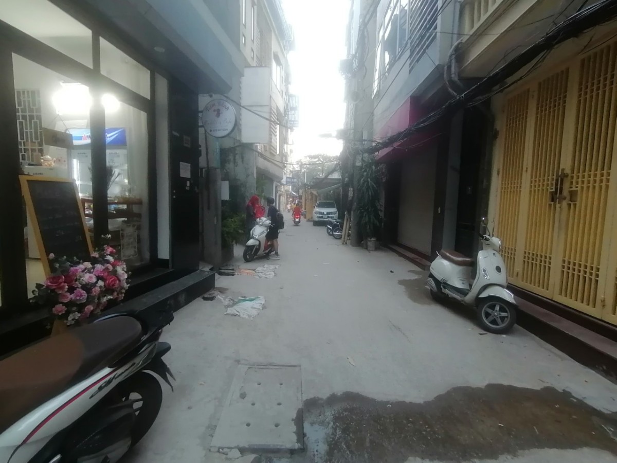Cực hiếm, bán đất siêu vip phố Thái Hà, mặt ngõ, ô tô đỗ cửa diện tích sử dụng 224m2