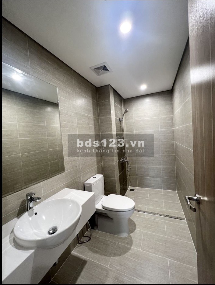 Bán căn gốc 2 phòng ngủ + 1 DT 69m2 tại chung cư quận 9 The Origami - Vinhomes Grand Park