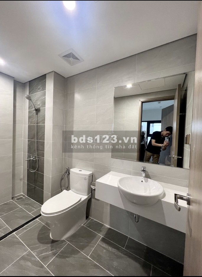 Bán căn gốc 2 phòng ngủ + 1 DT 69m2 tại chung cư quận 9 The Origami - Vinhomes Grand Park