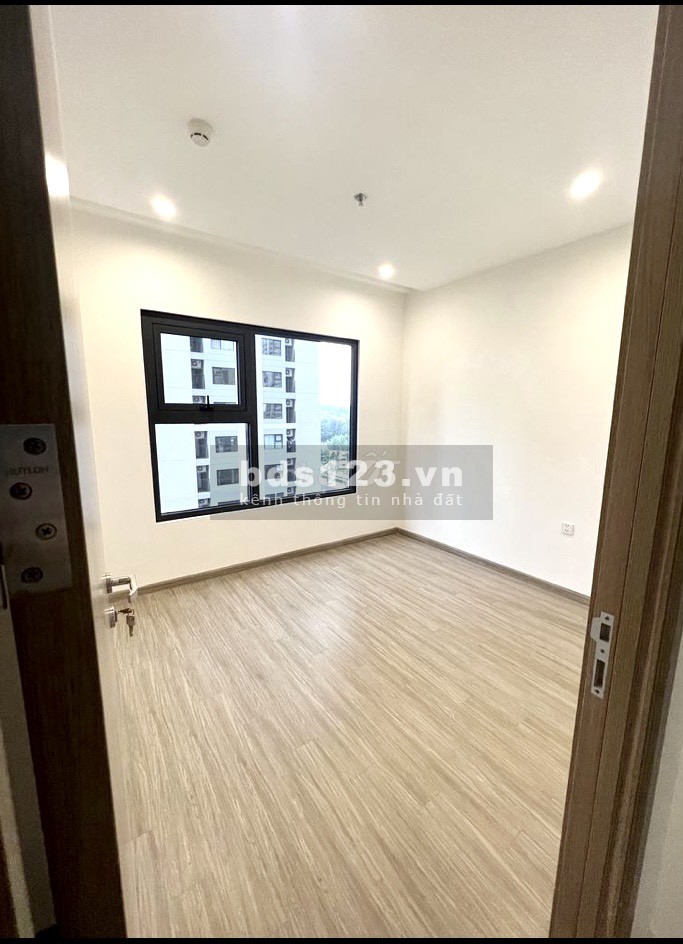 Bán căn gốc 2 phòng ngủ + 1 DT 69m2 tại chung cư quận 9 The Origami - Vinhomes Grand Park