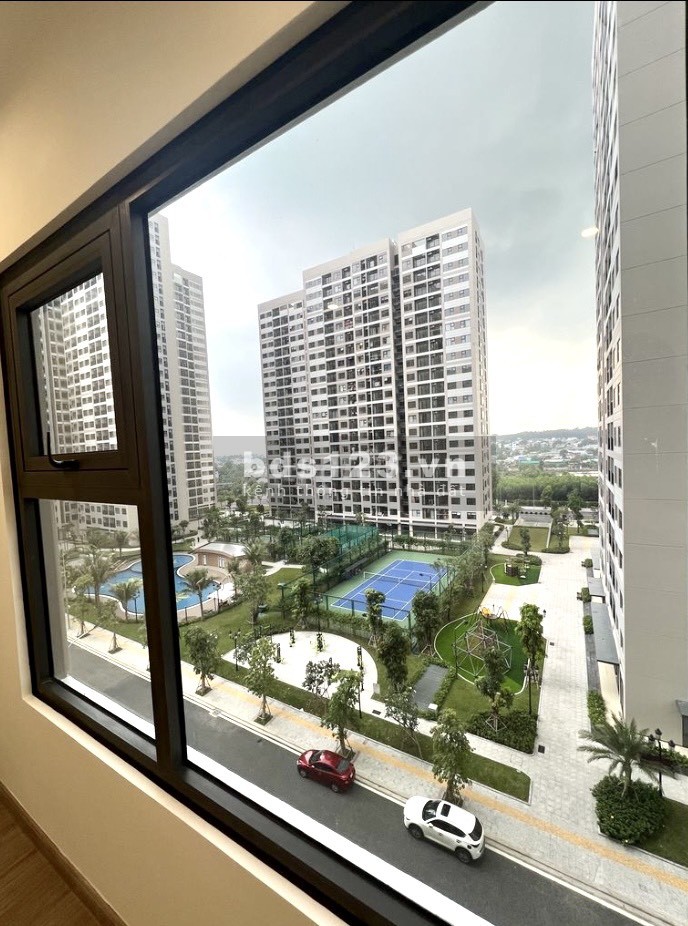 Bán căn gốc 2 phòng ngủ + 1 DT 69m2 tại chung cư quận 9 The Origami - Vinhomes Grand Park