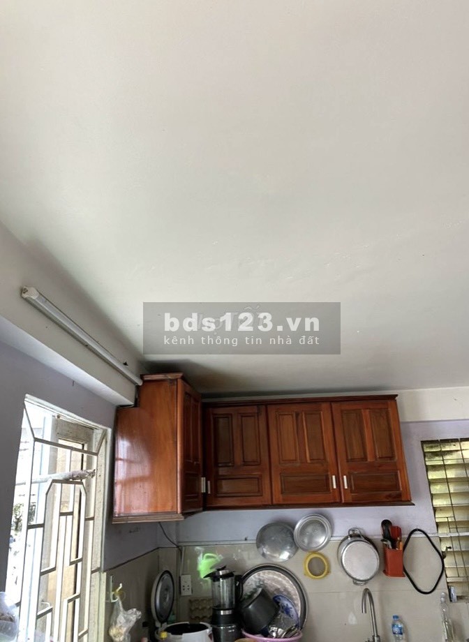 Nhà mặt tiền 2 tầng đường 836 Phú Hữu Q.9 trong khu nội bộ yên tĩnh